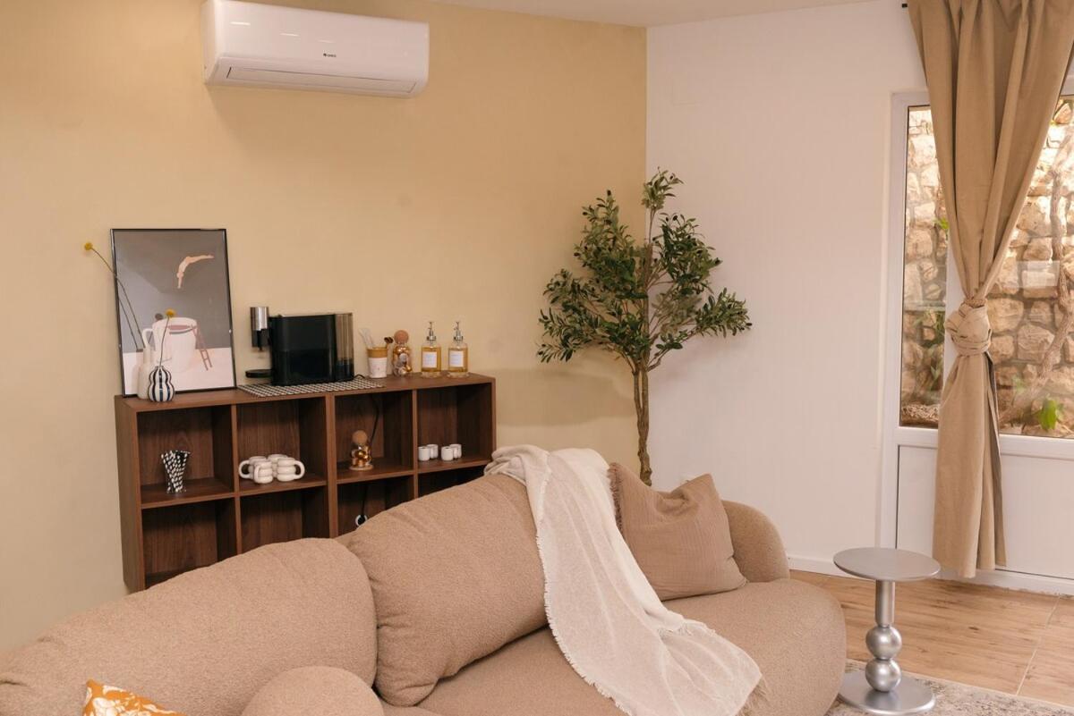 Apartment Hvar Home Apartments